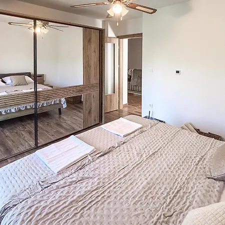 Casa vacanze 3 Bedroom Amazing In *